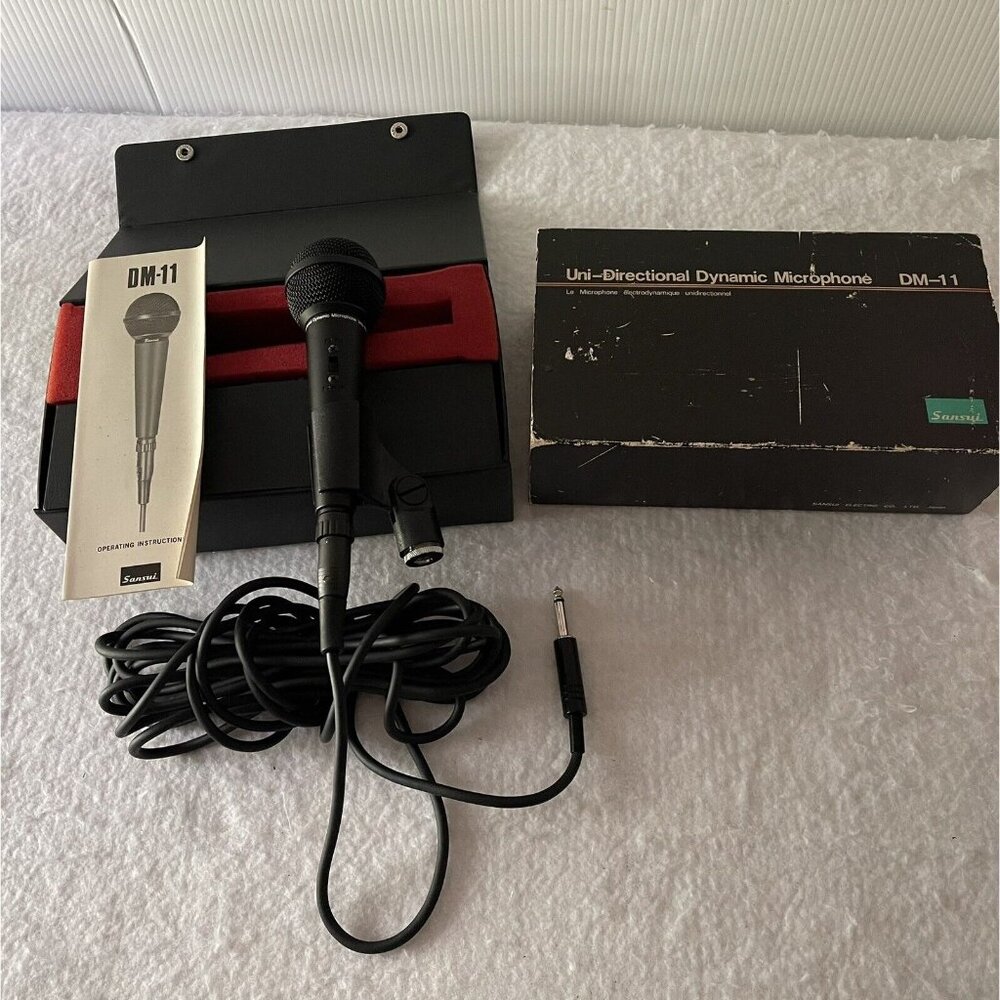 Sansui Uni-Directional Dynamic Microphone Model DM-11 Made In Japan Vintage 80s